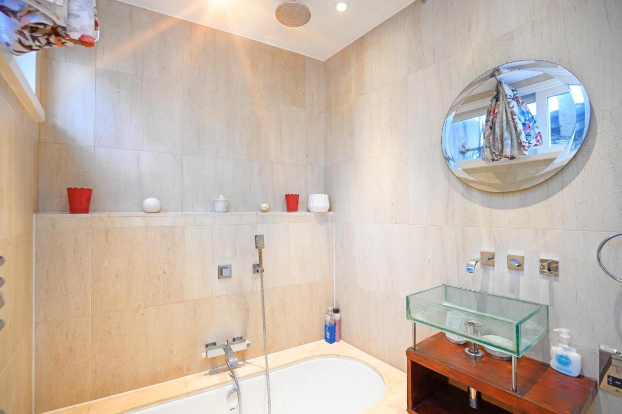 Luxury Massive Townhouse By Harrods Leilighet London Eksteriør bilde