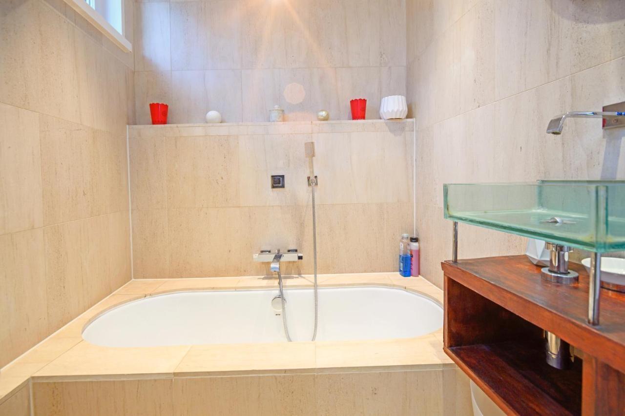 Luxury Massive Townhouse By Harrods Leilighet London Eksteriør bilde