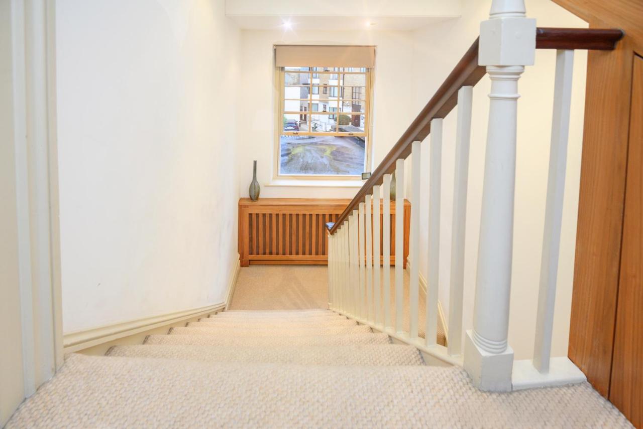 Luxury Massive Townhouse By Harrods Leilighet London Eksteriør bilde